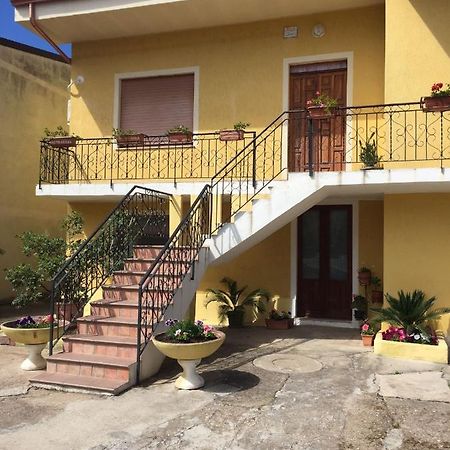 B&B Anna Пишинас Екстериор снимка