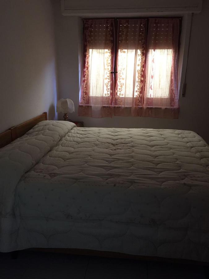 B&B Anna Пишинас Екстериор снимка