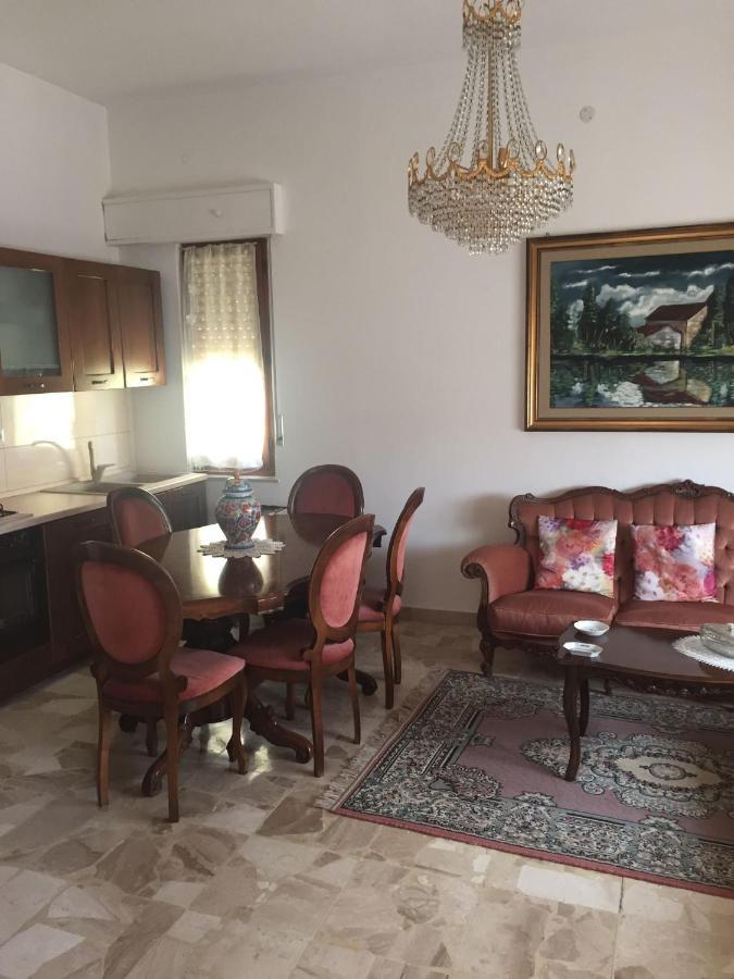 B&B Anna Пишинас Екстериор снимка