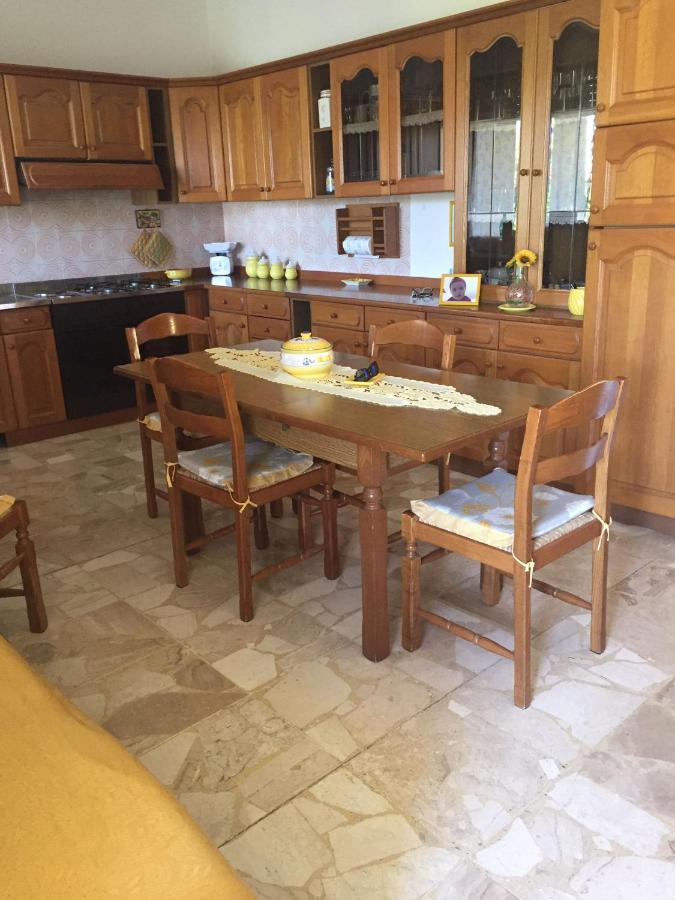 B&B Anna Пишинас Екстериор снимка