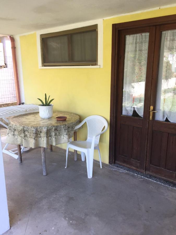 B&B Anna Пишинас Екстериор снимка